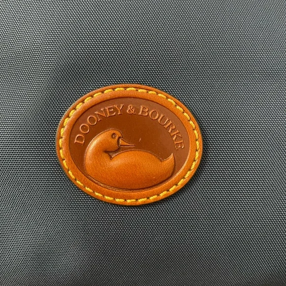 NWT  Dooney & Bourke Navy Shoulder Bag - Picture 4 of 12